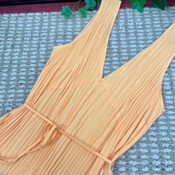 New  Vince Crushed Double V-Neck Tank in Light Tangerine Size S - Picture 5 of 10